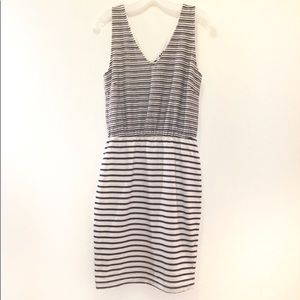 Three Dots Mixed Stripe Sleeveless V-neck Dress
